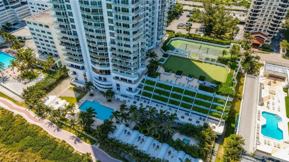 6365 Collins Ave #2805 Miami Beach, FL 33141