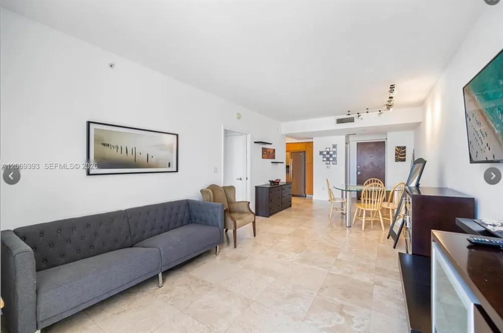 6365 Collins Ave #2805 Miami Beach, FL 33141