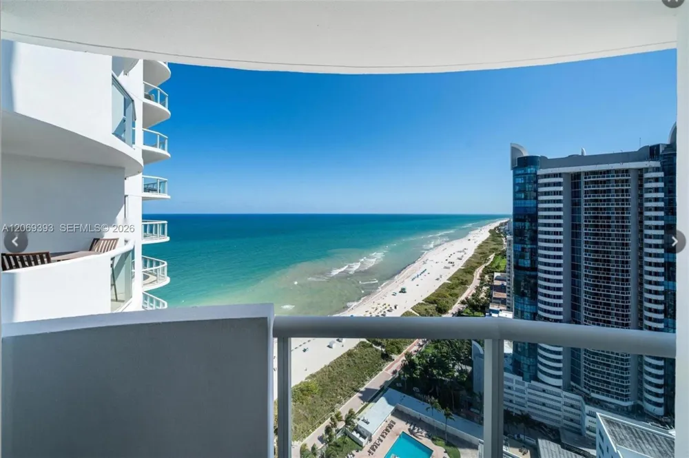 6365 Collins Ave #2805 Miami Beach, FL 33141