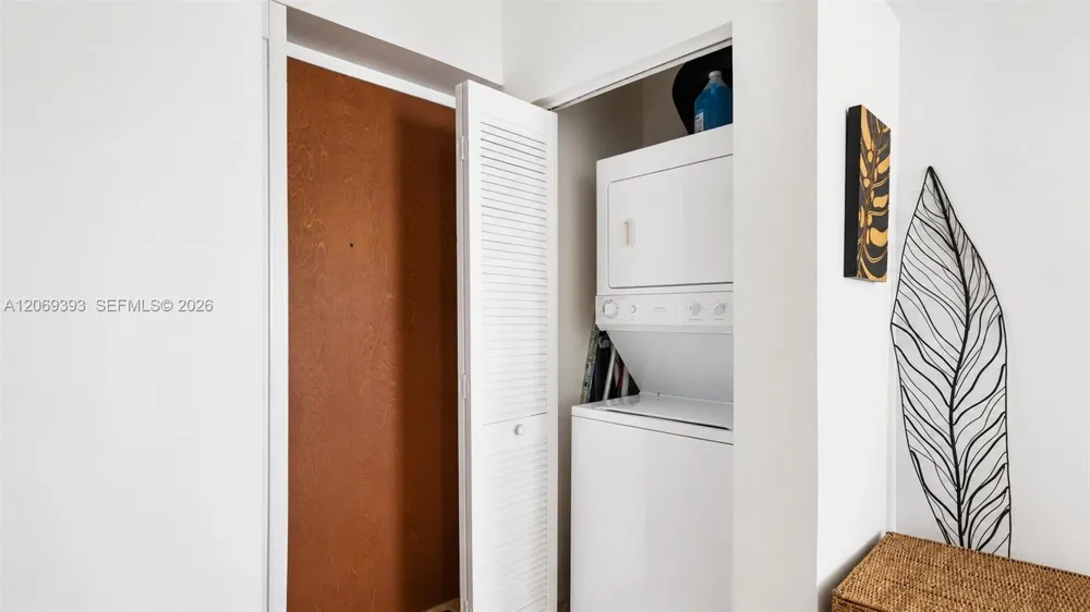 6365 Collins Ave #2805 Miami Beach, FL 33141