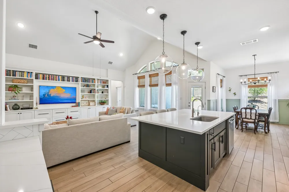 17816 Limestone Spring Lane Austin, TX 78738