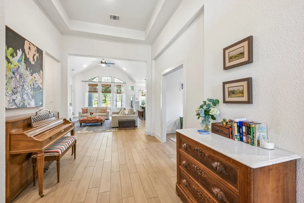 17816 Limestone Spring Lane Austin, TX 78738