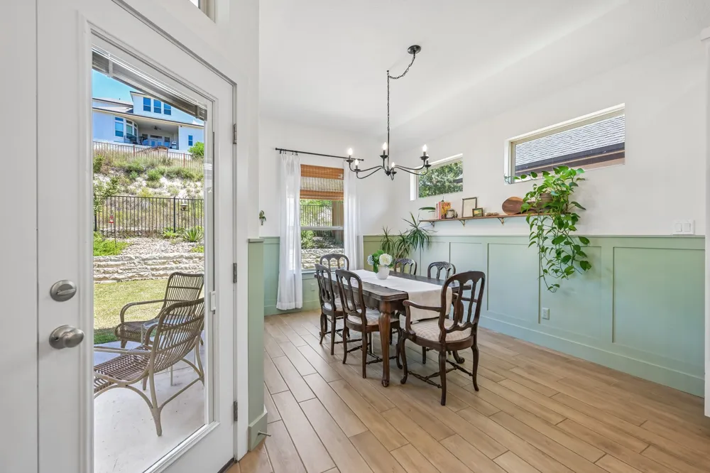 17816 Limestone Spring Lane Austin, TX 78738