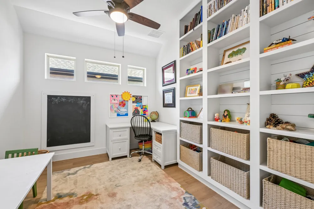 17816 Limestone Spring Lane Austin, TX 78738