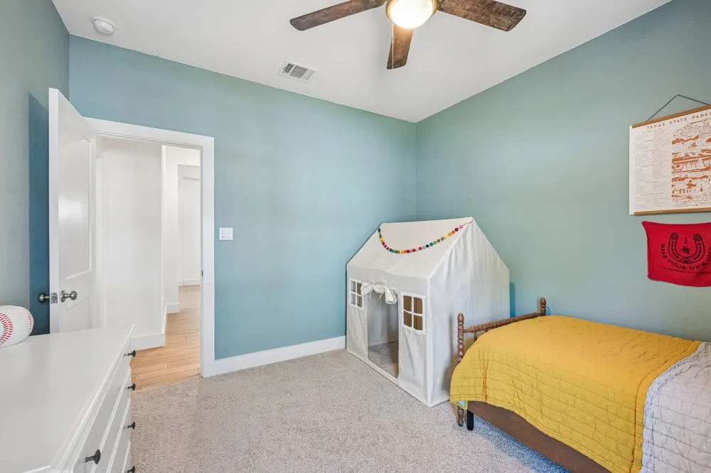 17816 Limestone Spring Lane Austin, TX 78738