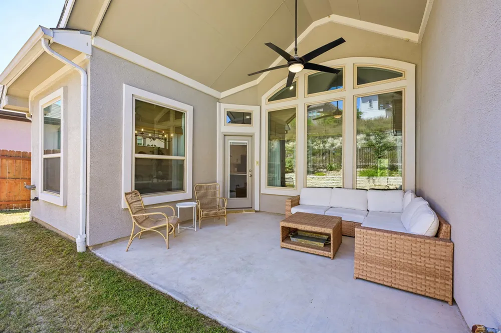 17816 Limestone Spring Lane Austin, TX 78738