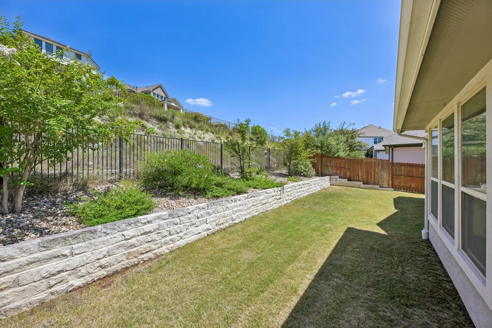 17816 Limestone Spring Lane Austin, TX 78738