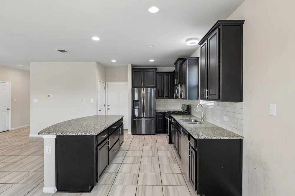 260 Silver Springs Bend Kyle, TX 78640