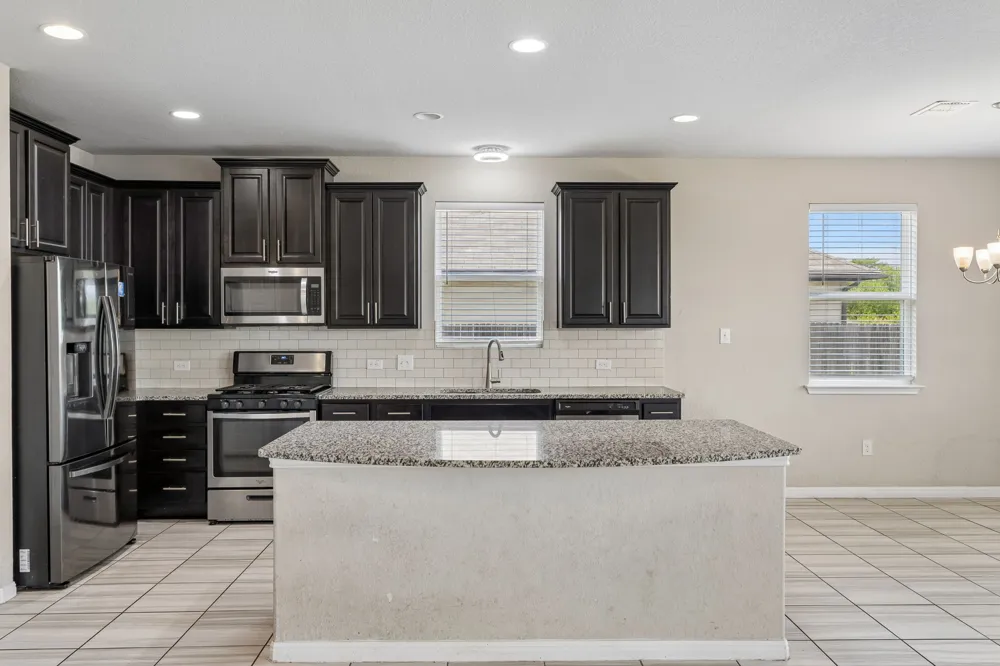 260 Silver Springs Bend Kyle, TX 78640