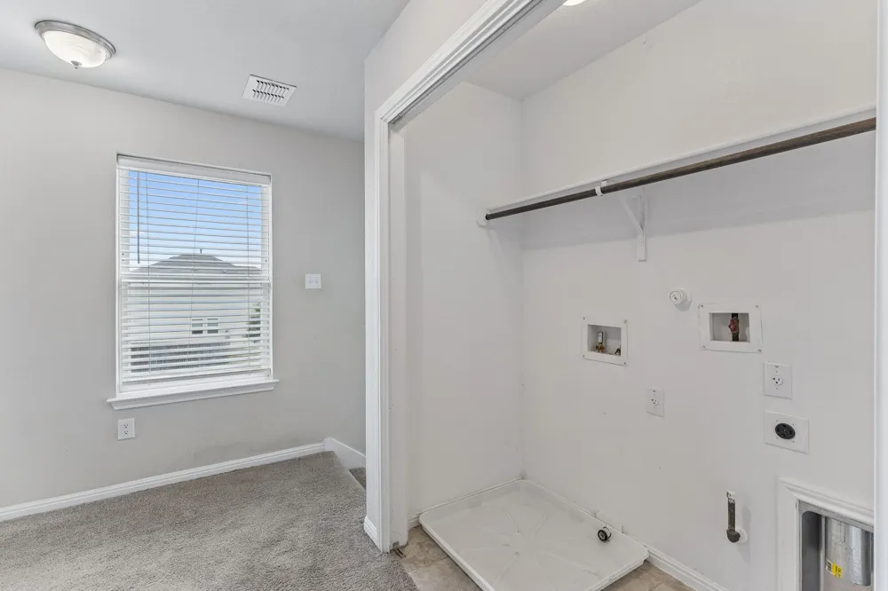 260 Silver Springs Bend Kyle, TX 78640