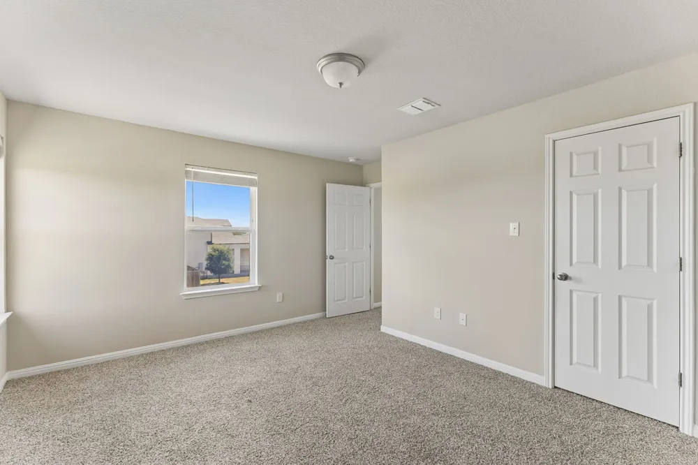 260 Silver Springs Bend Kyle, TX 78640