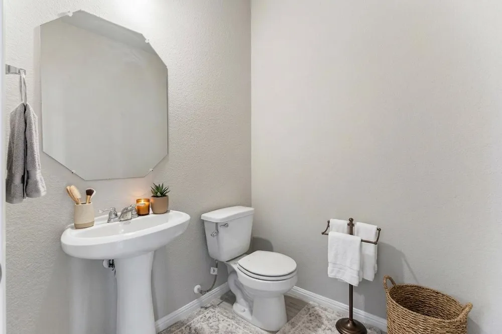 260 Silver Springs Bend Kyle, TX 78640