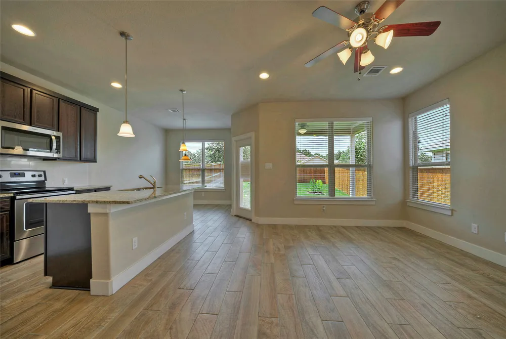 508 High Tech Drive #B Georgetown, TX 78626