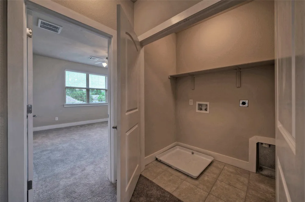 508 High Tech Drive #B Georgetown, TX 78626