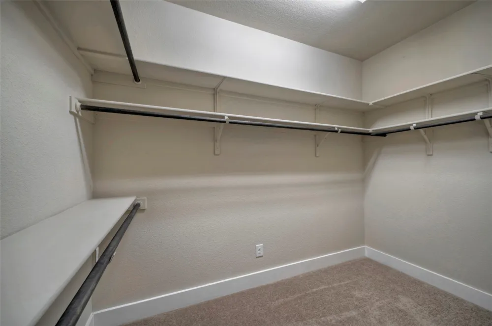 508 High Tech Drive #B Georgetown, TX 78626