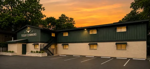3704 Speedway #203