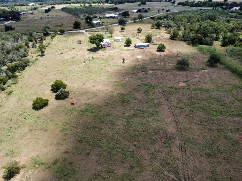 326 Bartsch Lane Red Rock, TX 78662