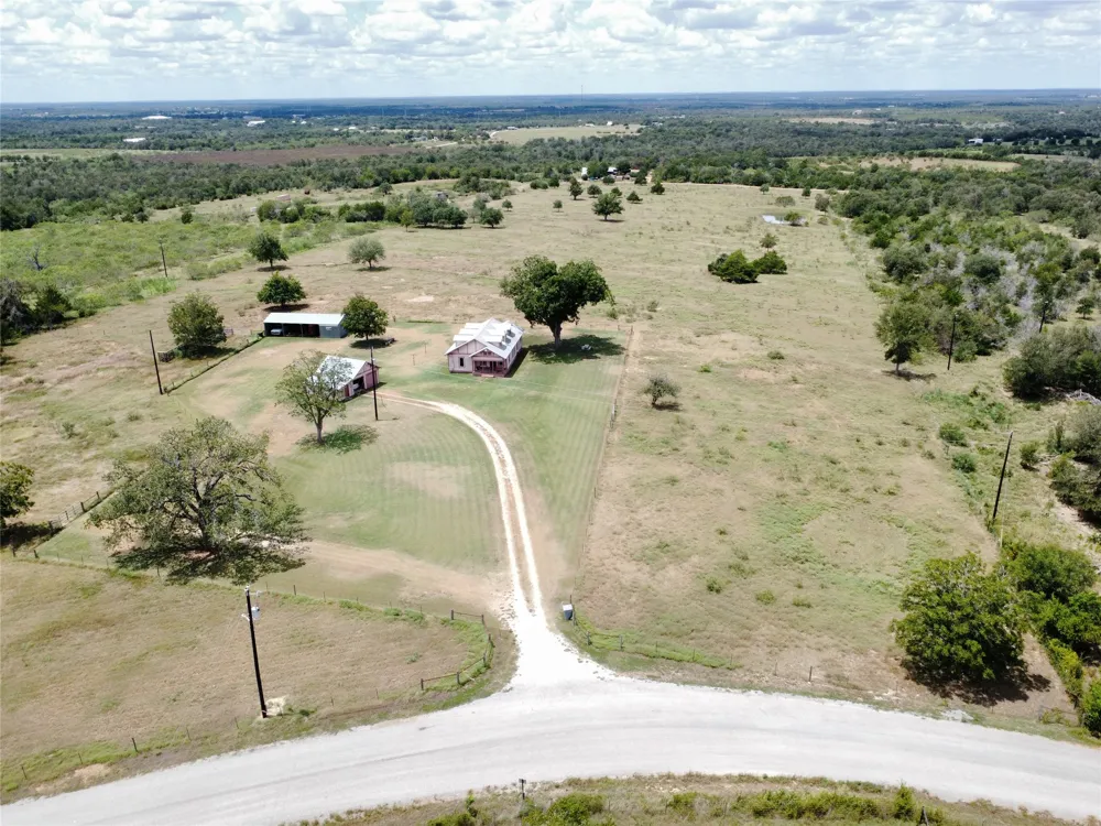 326 Bartsch Lane Red Rock, TX 78662