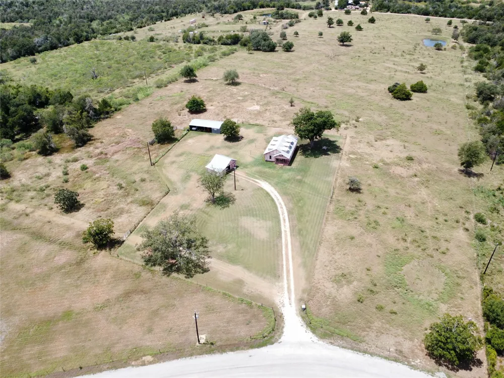 326 Bartsch Lane Red Rock, TX 78662