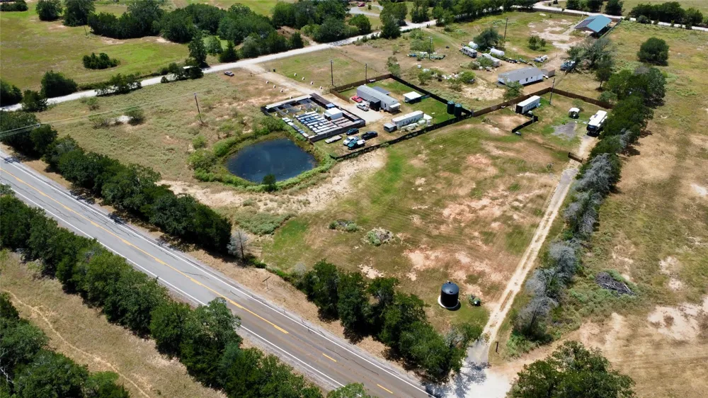 1856 Fm 2104 Highway Paige, TX 78659