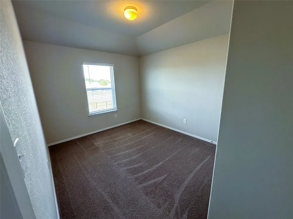 106 Crooked Trail Trail Bastrop, TX 78602