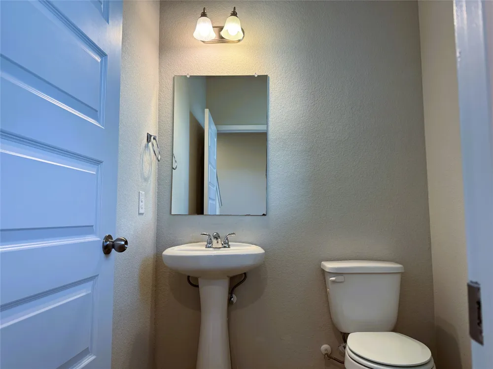106 Crooked Trail Trail Bastrop, TX 78602
