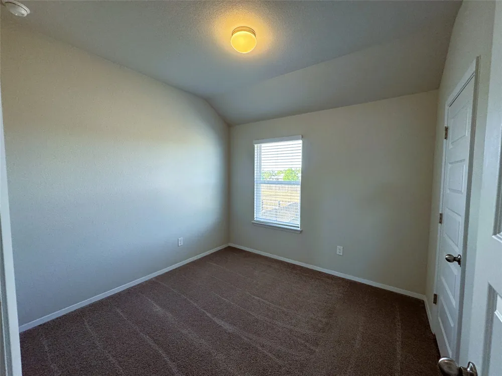 106 Crooked Trail Trail Bastrop, TX 78602