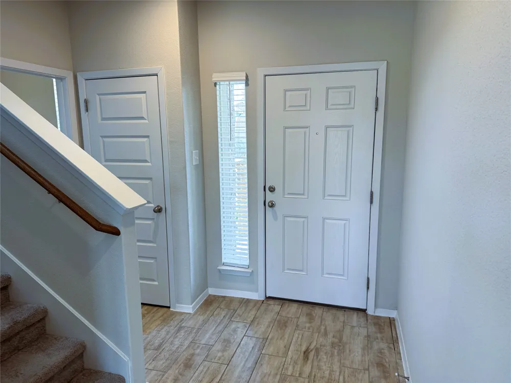 106 Crooked Trail Trail Bastrop, TX 78602