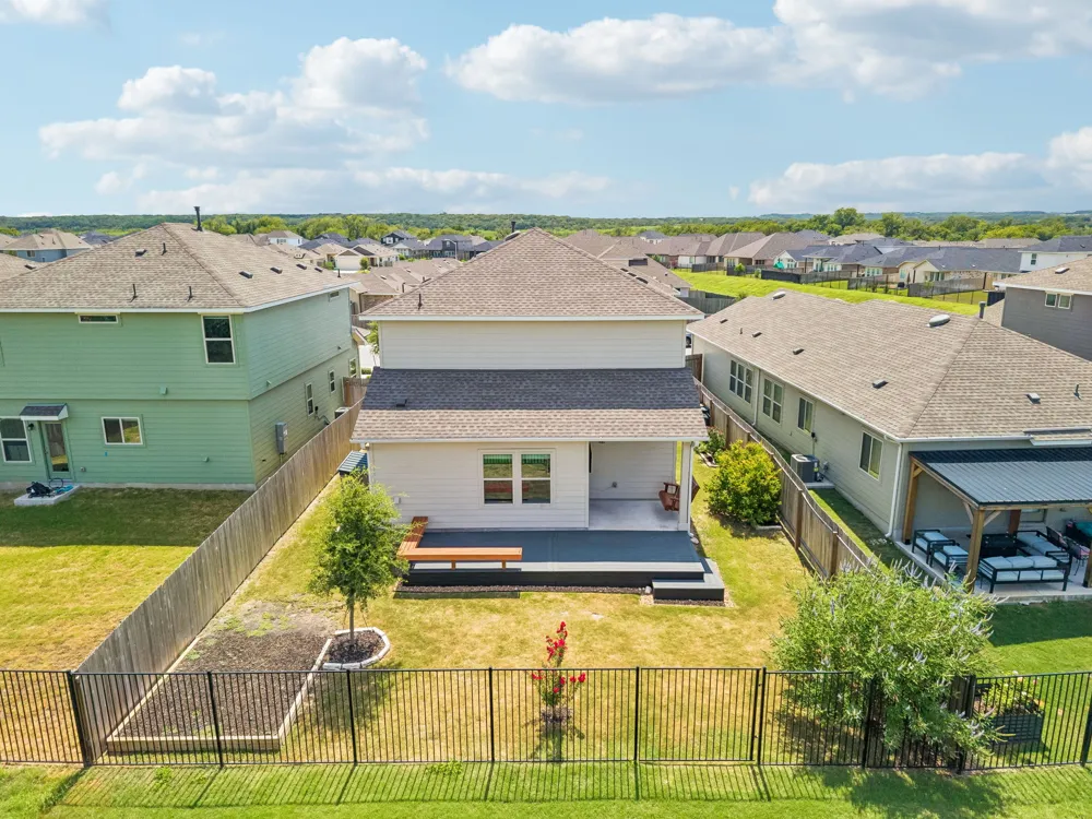 2625 Brand Iron Drive San Marcos, TX 78666
