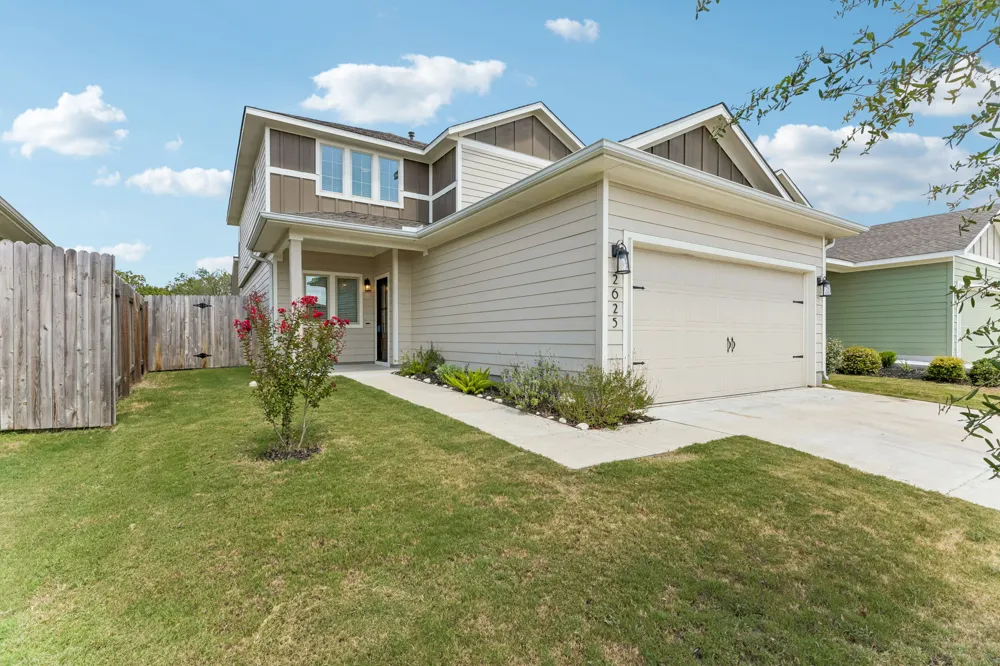 2625 Brand Iron Drive San Marcos, TX 78666
