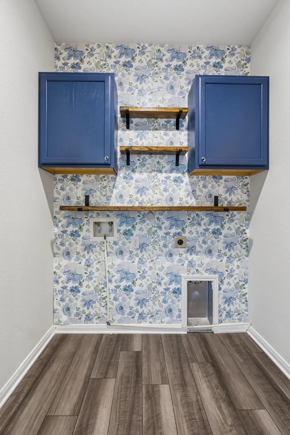 2625 Brand Iron Drive San Marcos, TX 78666