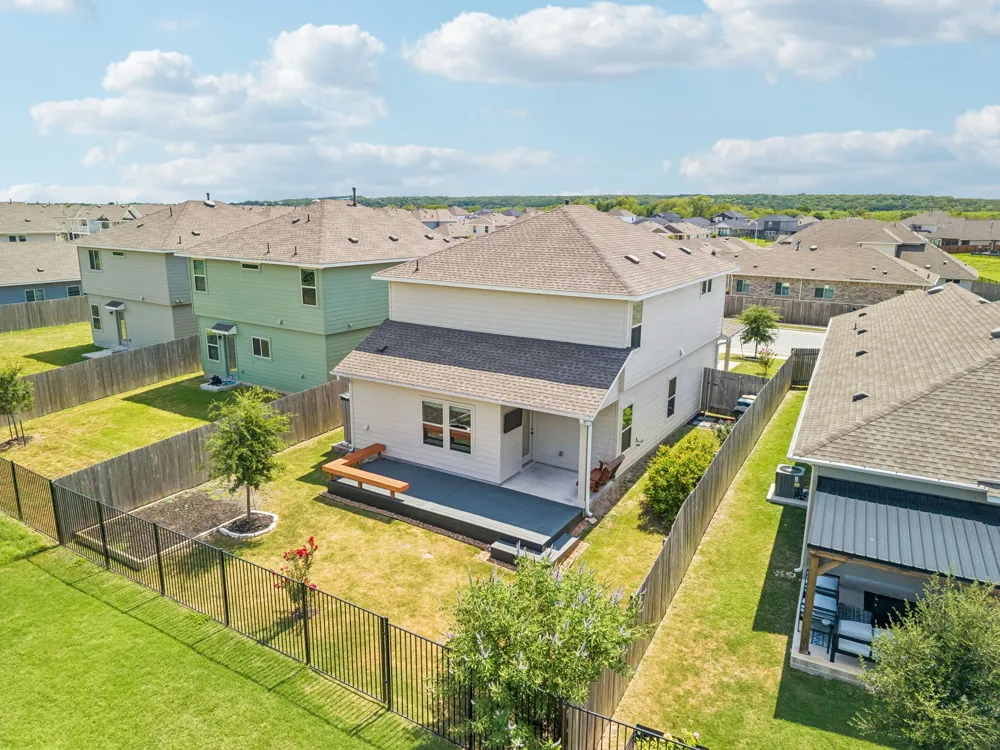 2625 Brand Iron Drive San Marcos, TX 78666