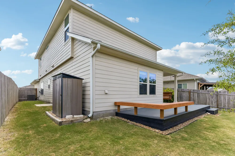 2625 Brand Iron Drive San Marcos, TX 78666