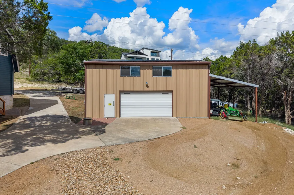 21201 Palomino Cove Lago Vista, TX 78645