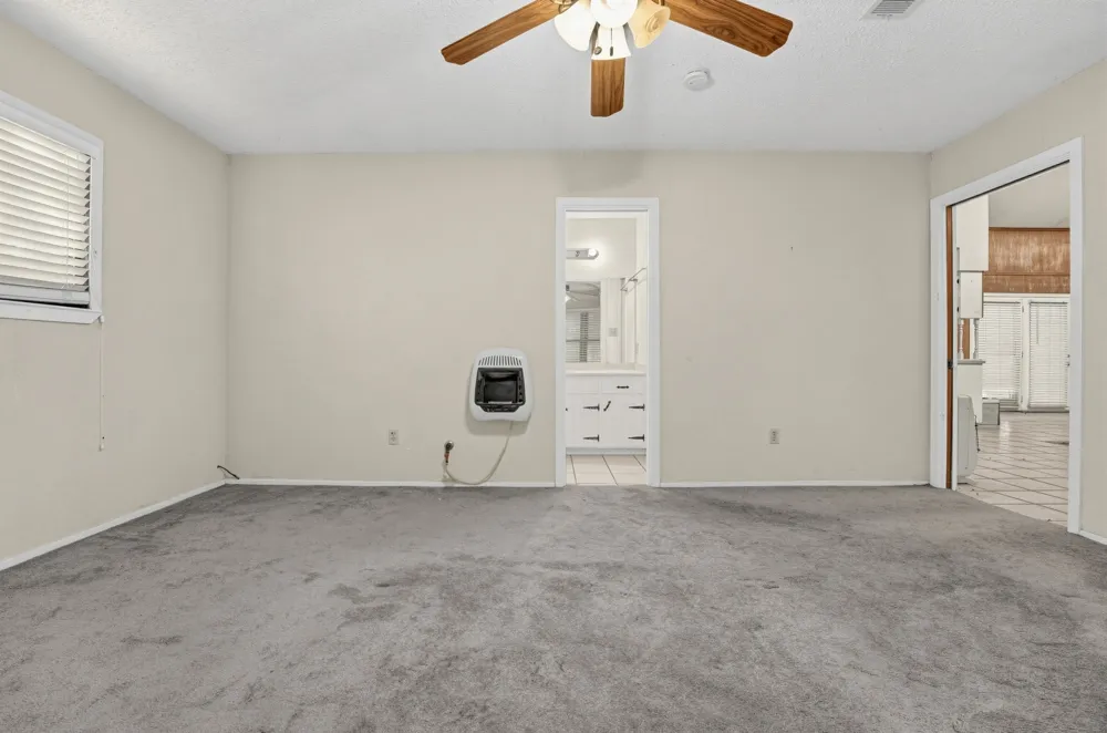 1650 County Road 421 Taylor, TX 76574