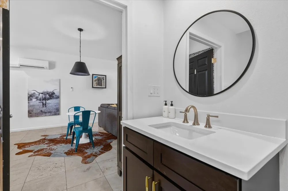 234 Loring Stonewall, TX 78671