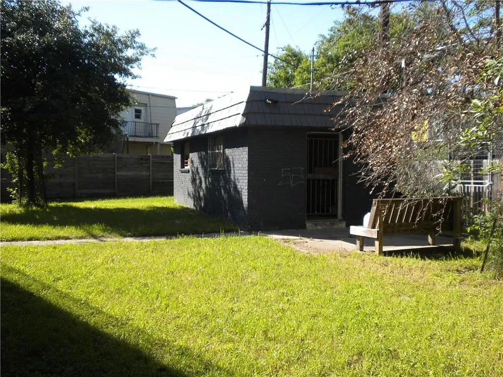 302 Carmen Court #130 Austin, TX 78752