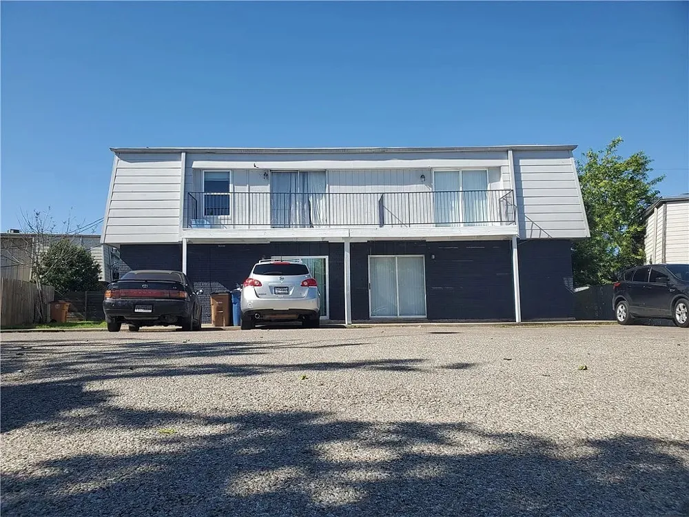 302 Carmen Court #130 Austin, TX 78752