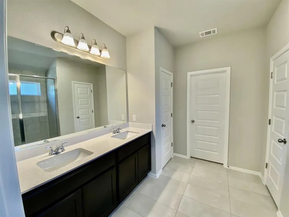 3702 Austin Cove Lago Vista, TX 78645