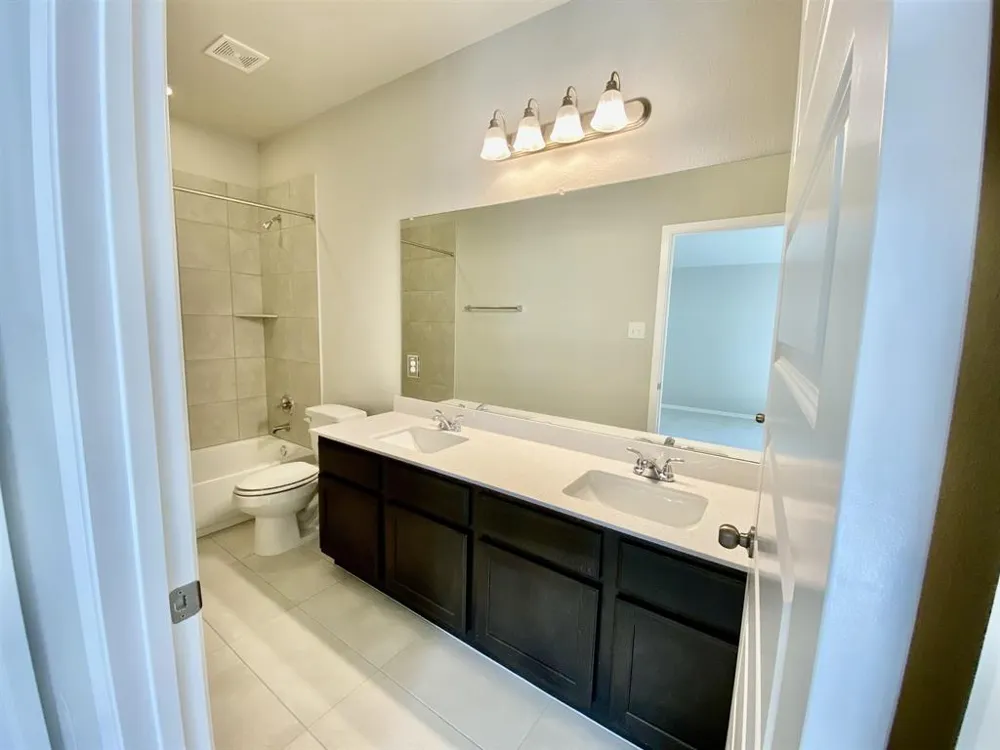 3702 Austin Cove Lago Vista, TX 78645