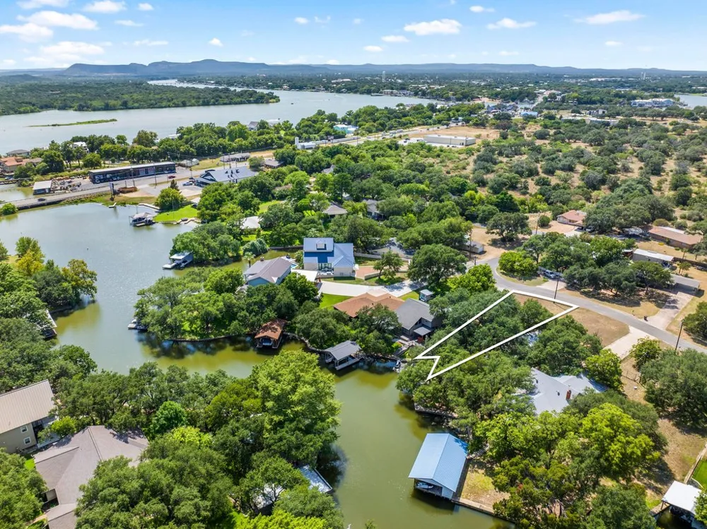 1206 County Road 132a Lot 16 Kingsland, TX 78639