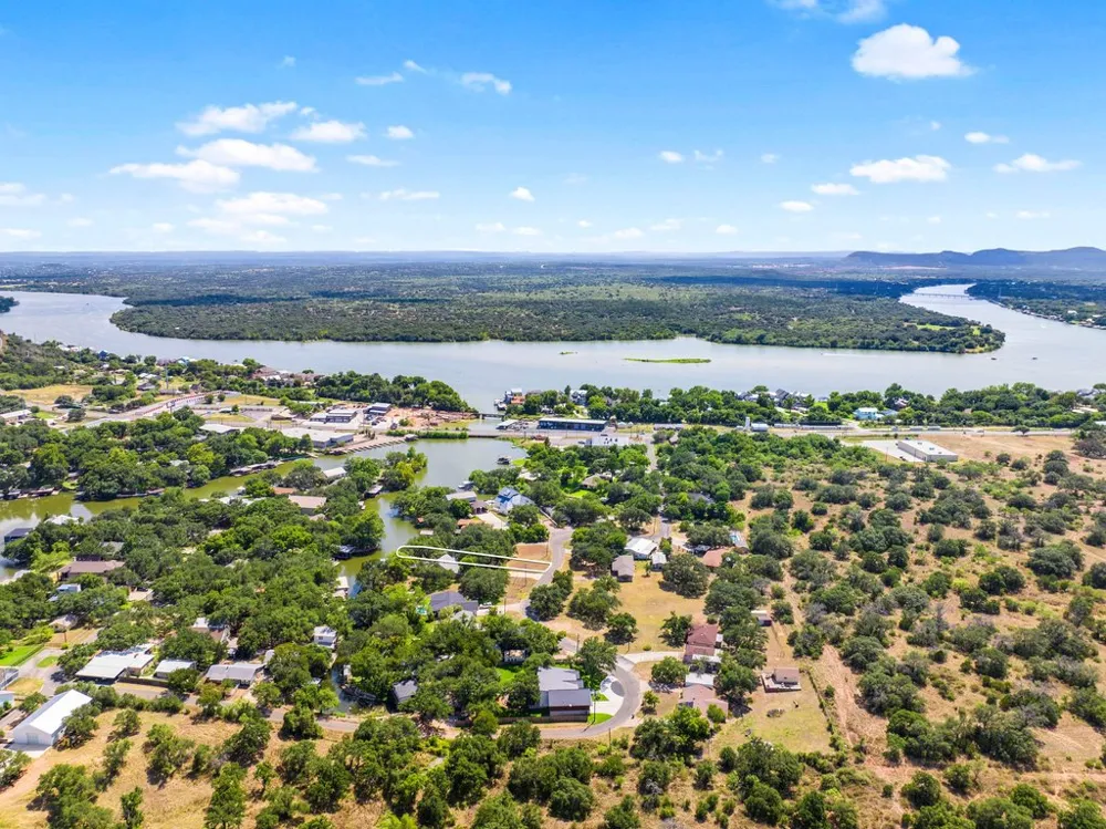 1206 County Road 132a Lot 17 Kingsland, TX 78639