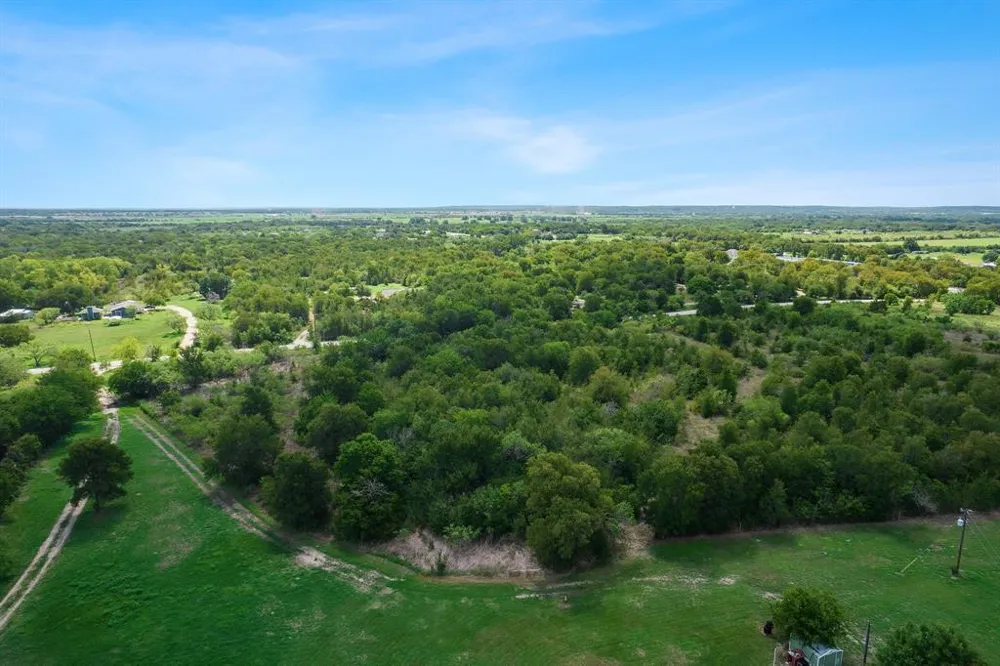 1304 S Webberwood Way Elgin, TX 78621