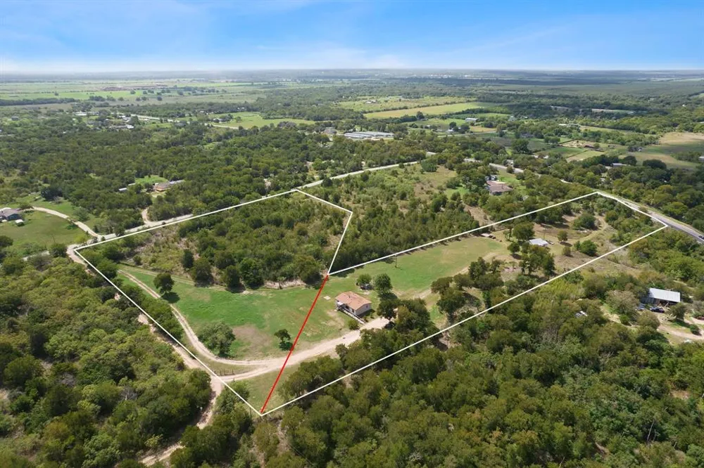 1304 S Webberwood Way Elgin, TX 78621