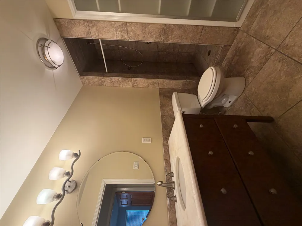 2303 Barton Village Circle #101 Austin, TX 78704