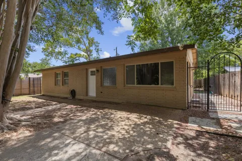 7604 Robalo Road