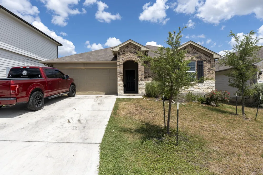 841 Indian Mallow Seguin, TX 78155