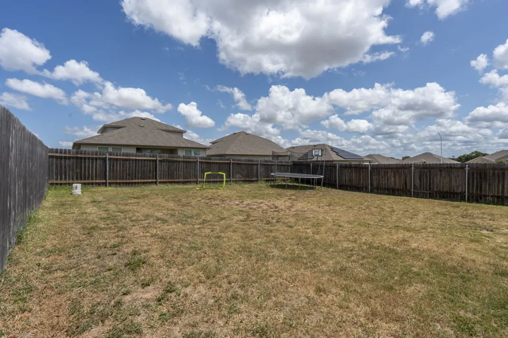 841 Indian Mallow Seguin, TX 78155