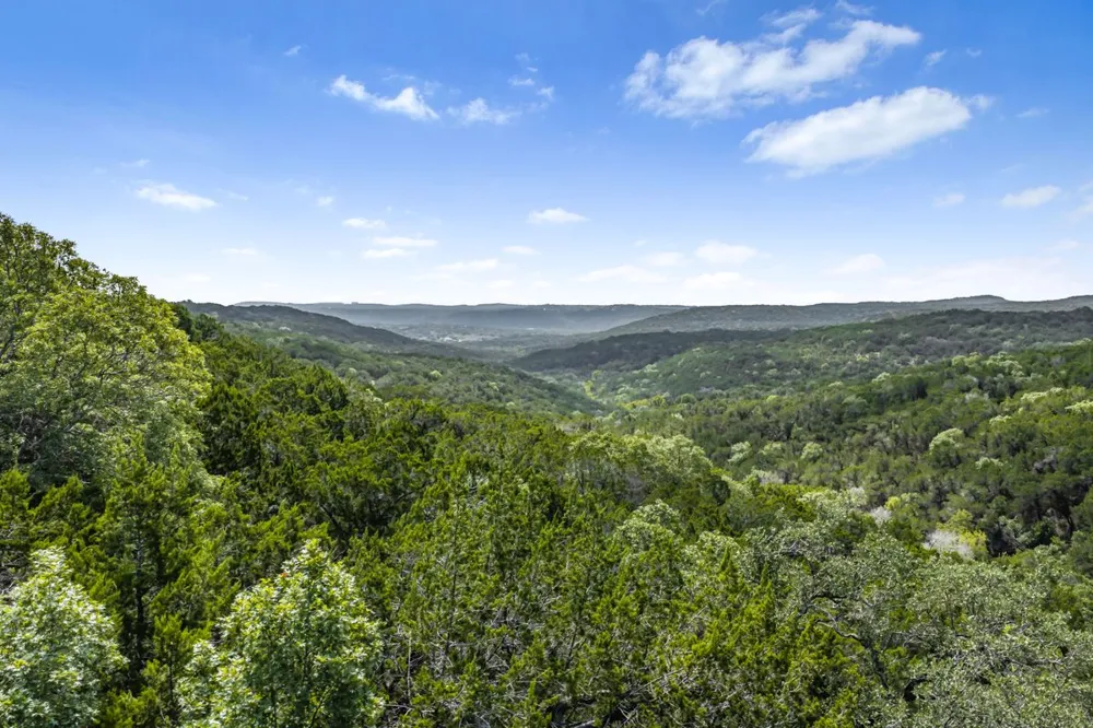 5 Barrie Drive Austin, TX 78734