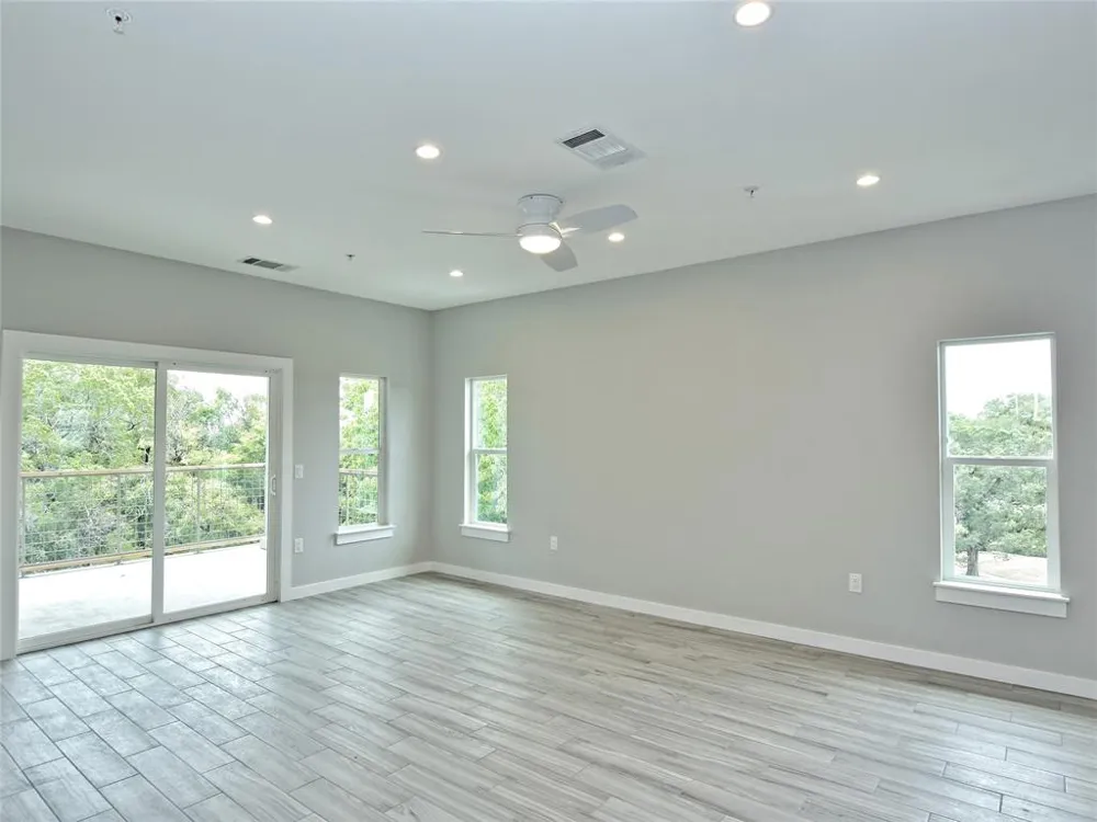 102 Blue Ridge Trail #2 West Lake Hills, TX 78746
